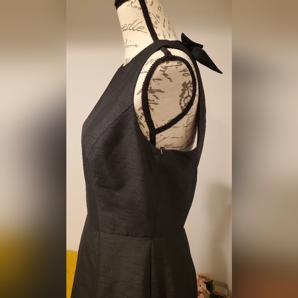 ALFRED SUNG WOMEN'S BLACK OPEN BOW BACK, BALLGOWN PARTY DRESS, SIZE 10. - Picture 7 of 12